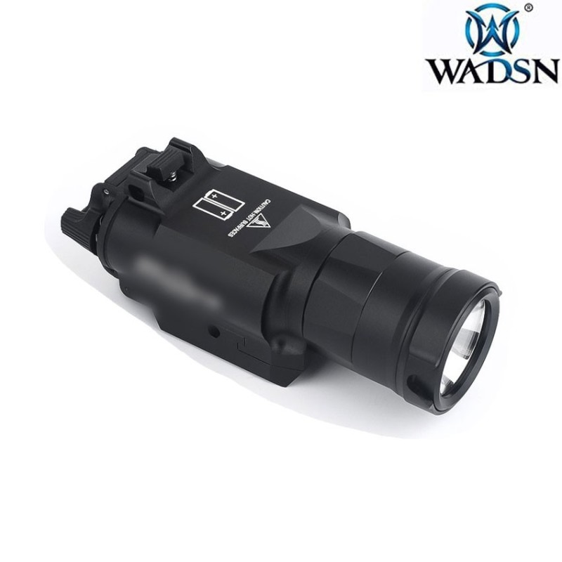 Flashlight X300UH-B sf BLACK wadsn (wd04003-bk-lo)