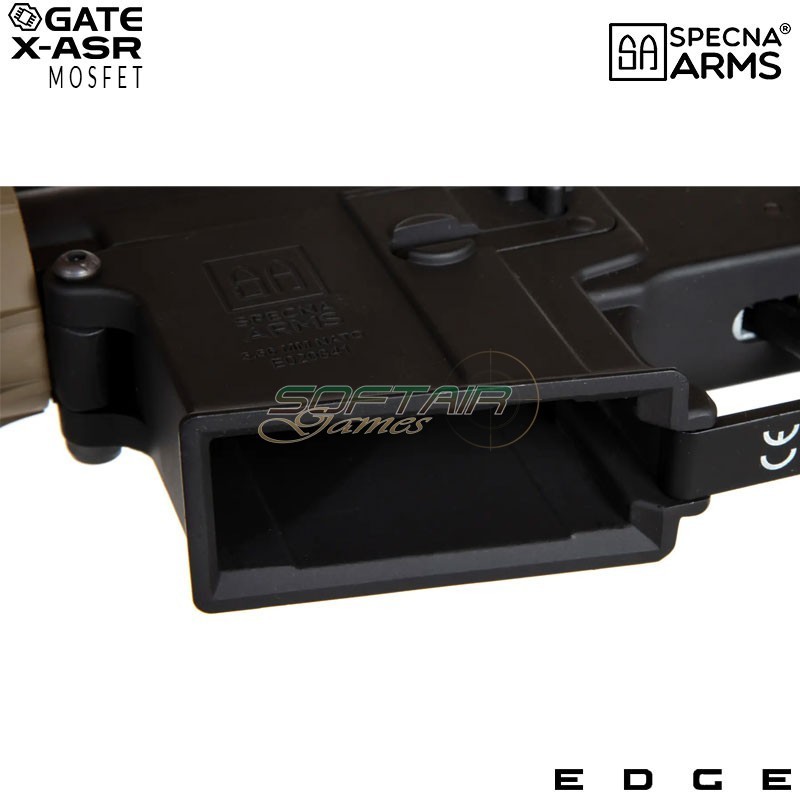 Electric Rifle SA-E06-H Edge™ M4 Carbine HALF TAN Heavy Ops Stock Specna Arms® (spe-01-033906)